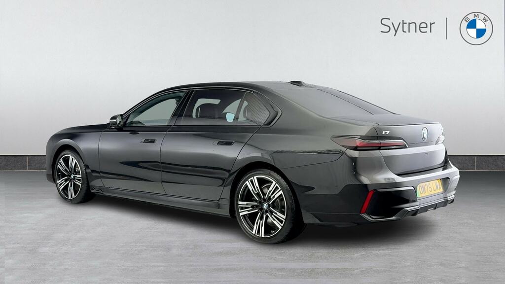BMW i7 335Kw Edrive50 M Sport 105.7Kwh OW75LWA Black #2