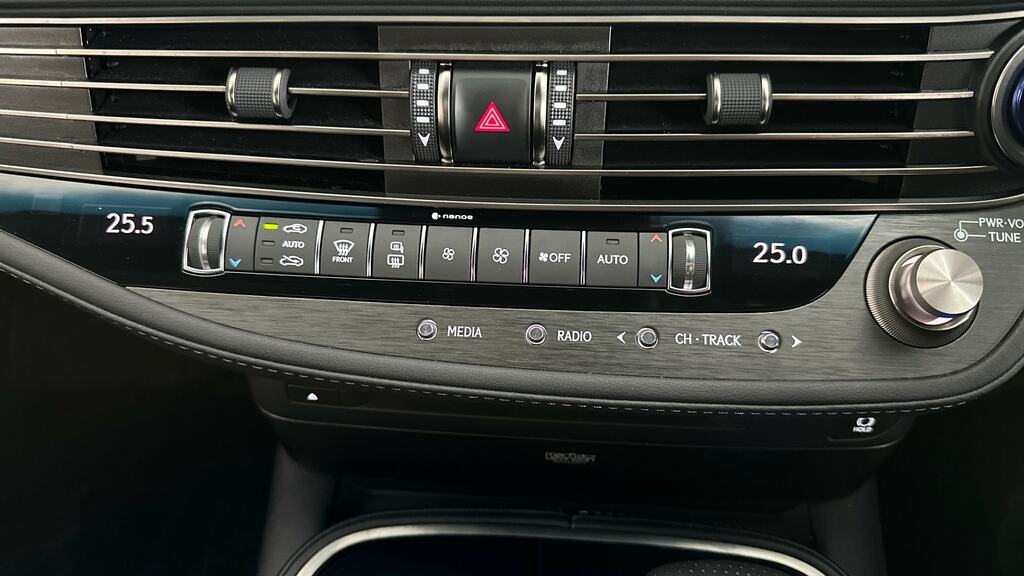 Lexus LS 500H 3.5 Cvt 2Wd Silver #16