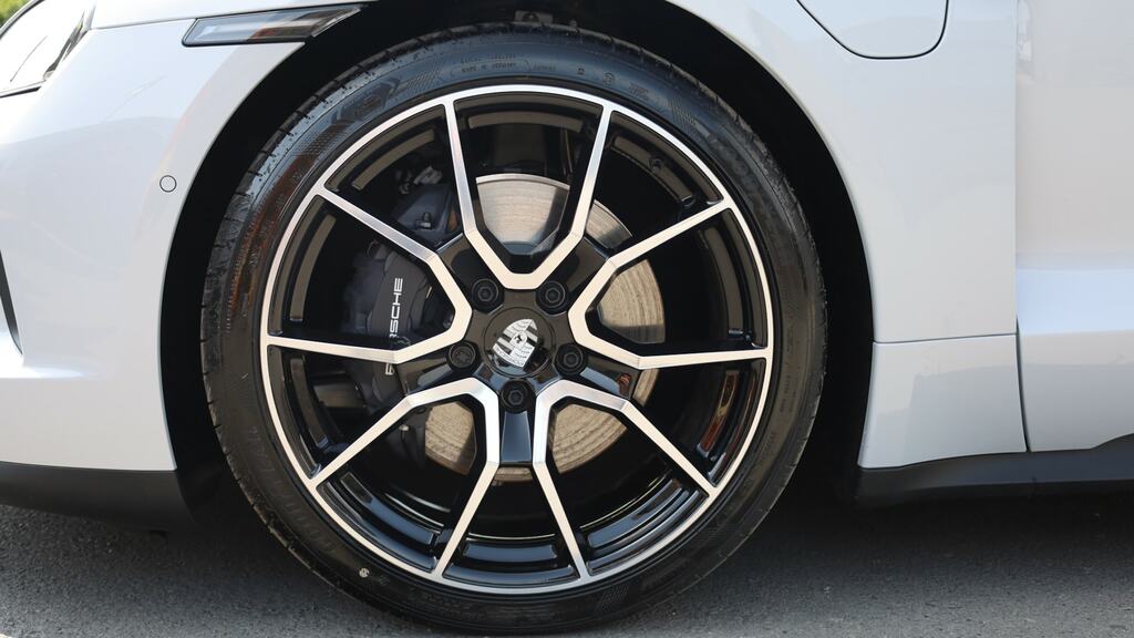 Porsche Taycan 320Kw 105Kwh Rwd 5 Seat DK75PFF Grey #3
