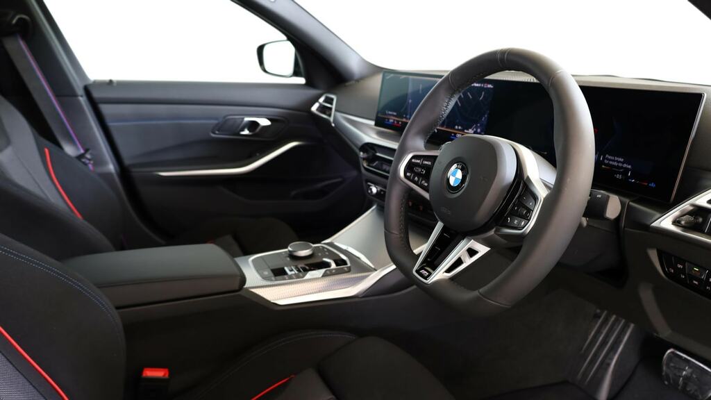 BMW 3 Series 320I M Sport Step FH75DKY Black #6