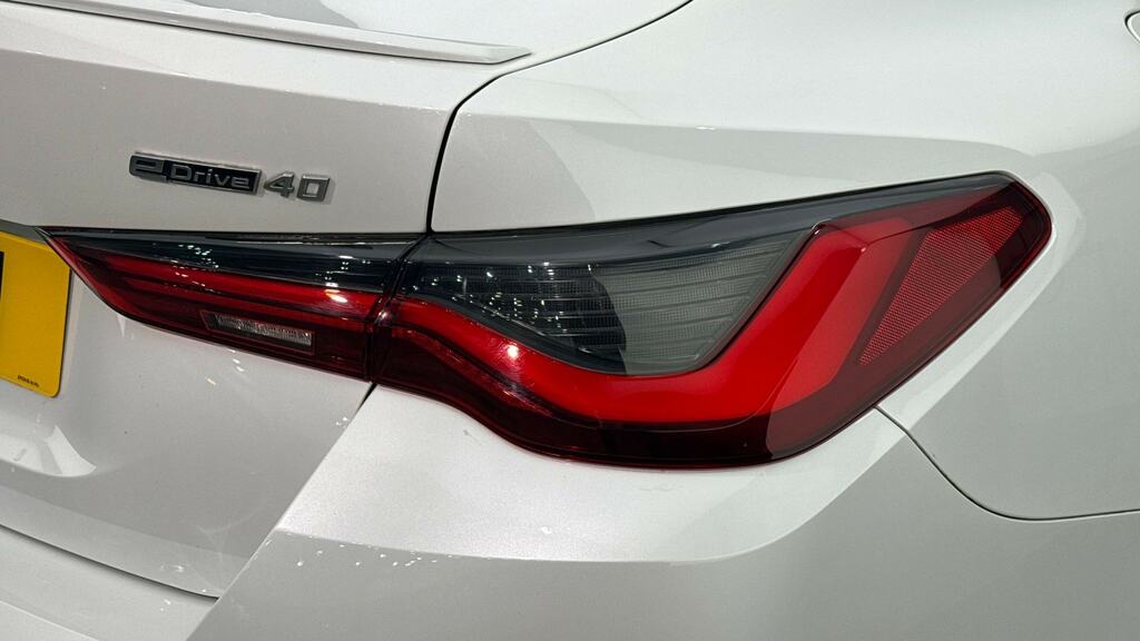 BMW i4 M50 Blue #22