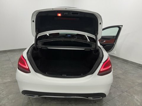 Mercedes-Benz C Class 2.0 C300d Amg WA70UWD White #4