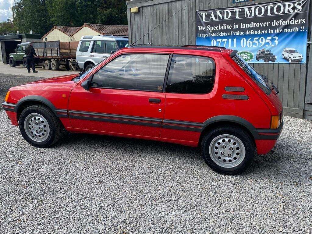Peugeot 205 Hatchback  #30