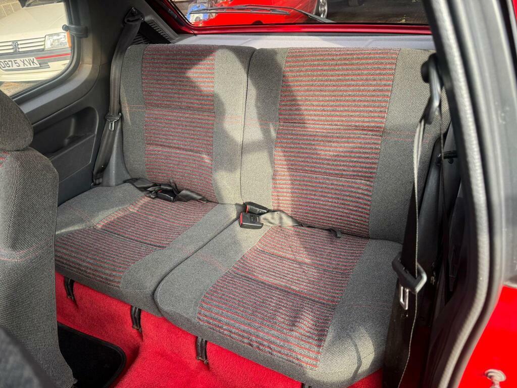 Peugeot 205 Hatchback  #62