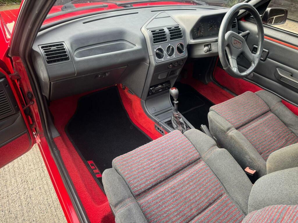 Peugeot 205 Hatchback  #60