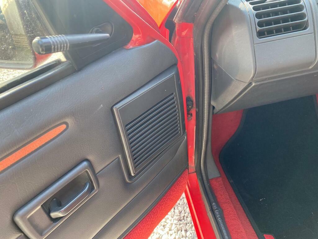 Peugeot 205 Hatchback  #40