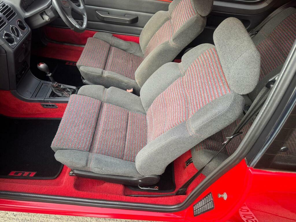Peugeot 205 Hatchback  #55