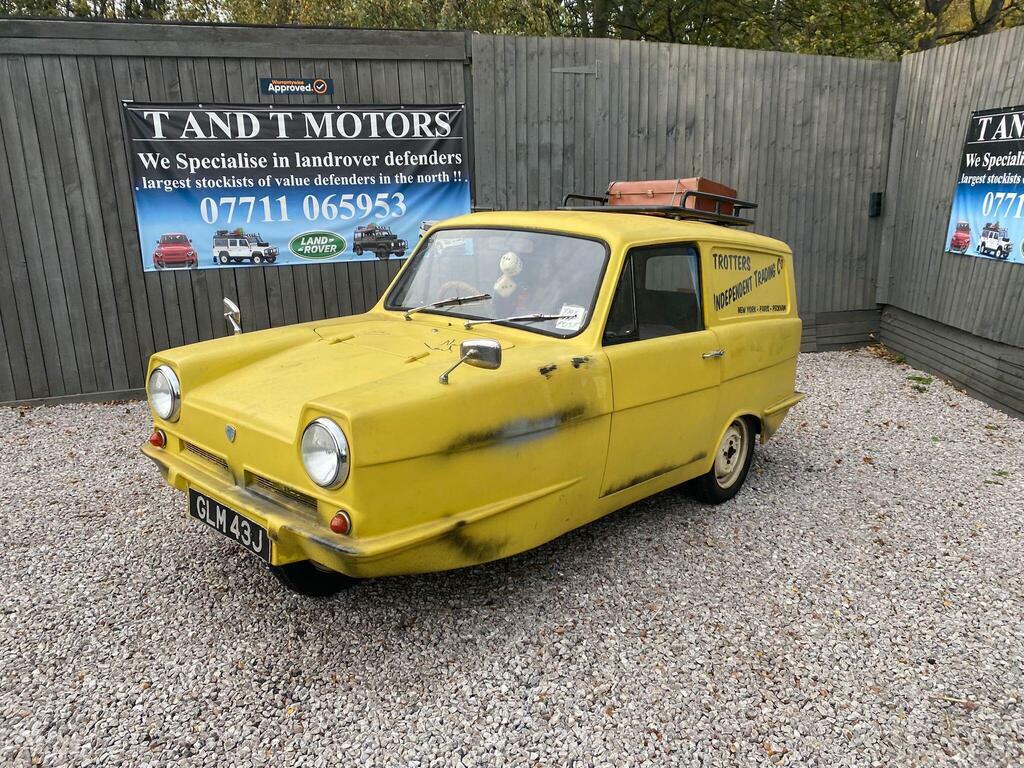 Reliant Regal Petrol Yellow #5