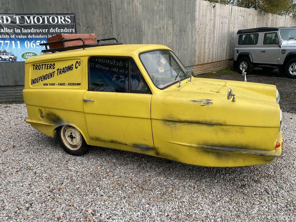 Reliant Regal Petrol Yellow #2
