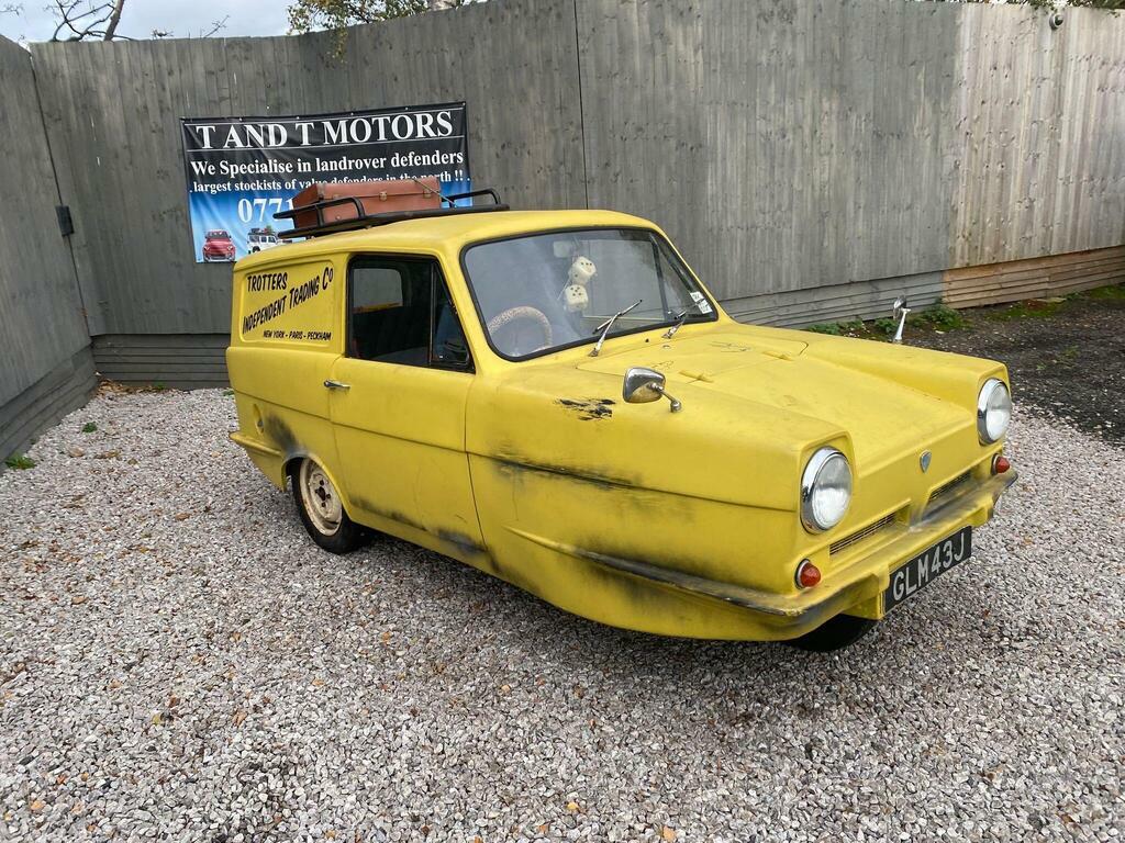 Reliant Regal Petrol Yellow #3