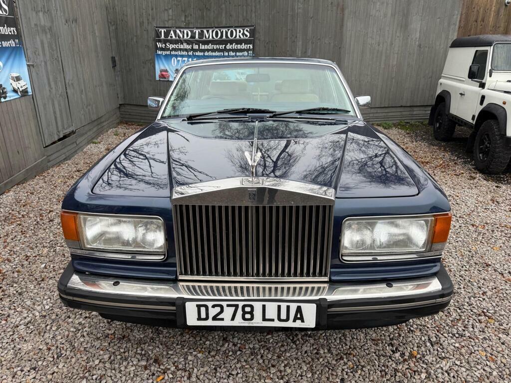 Rolls-Royce Silver Spirit Saloon Red #8