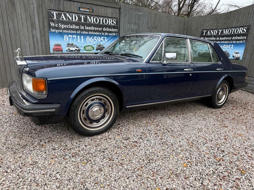 Rolls-Royce Silver Spirit Saloon Red #7
