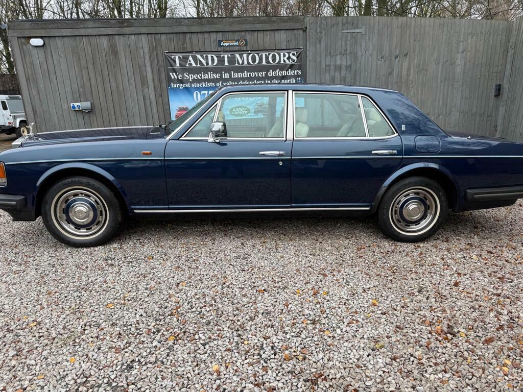 Rolls-Royce Silver Spirit Saloon Red #6