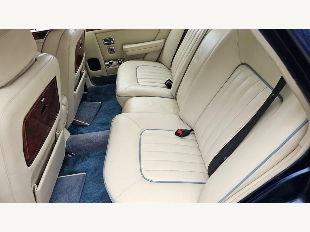 Rolls-Royce Silver Spirit Saloon Red #58