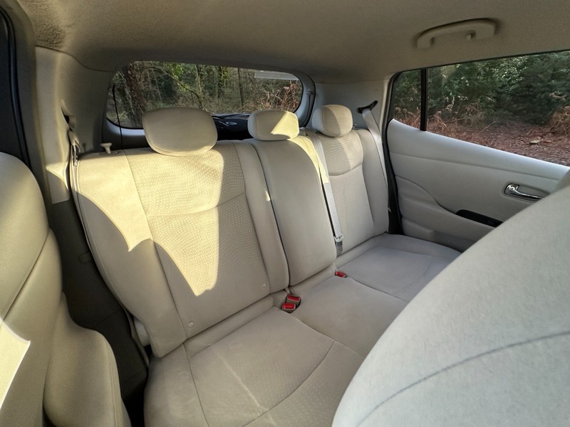 Nissan Leaf 0L Ev White #10