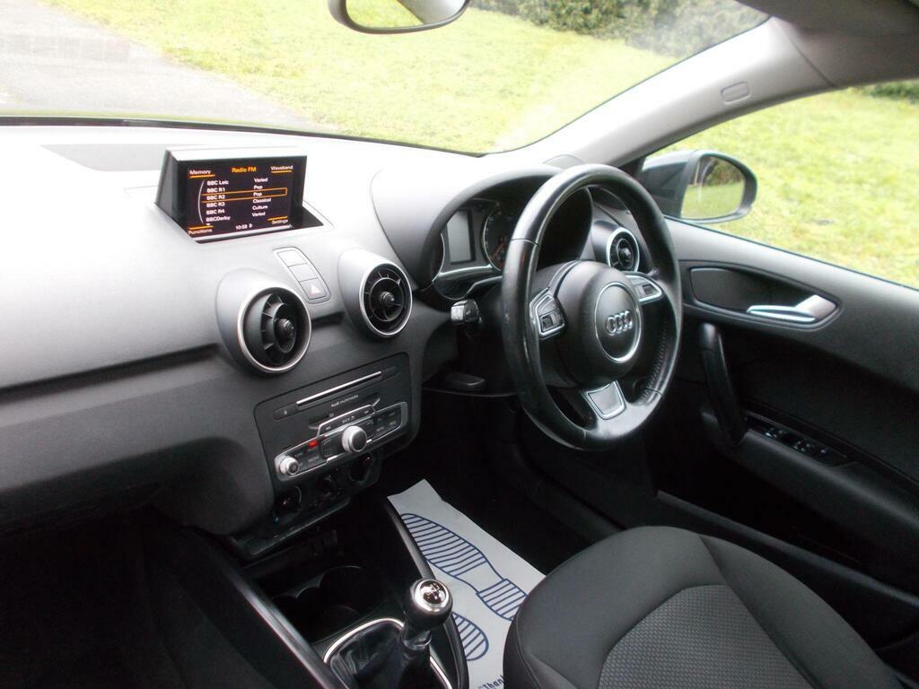 Audi A1 1.6 Tdi Se Sportback Euro 6 S S RF65FJP Black #5