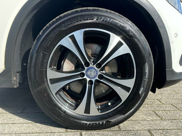 Mercedes-Benz GLC Class Glc250d Sport Suv MM65AWJ White #2