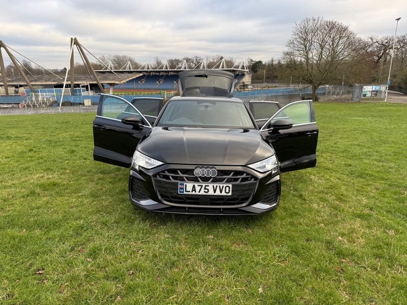 Audi A3 Sportback Tfsi S Line Black #6