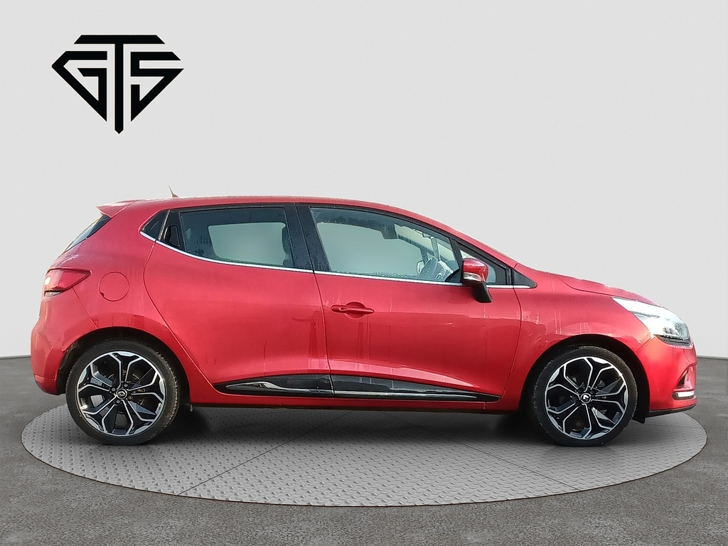 Renault Clio Tce Iconic MA69PHU Red #2