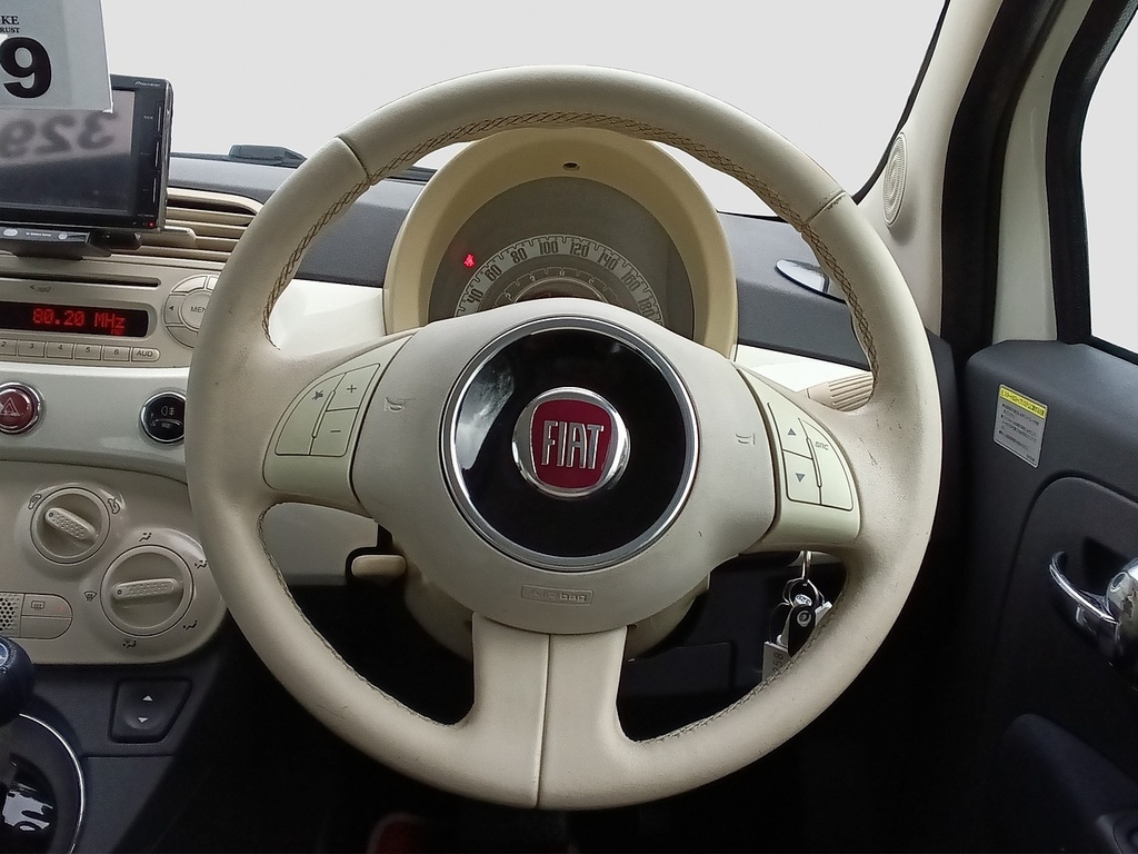 Fiat 500 Super Pop Birthday Edition White #2