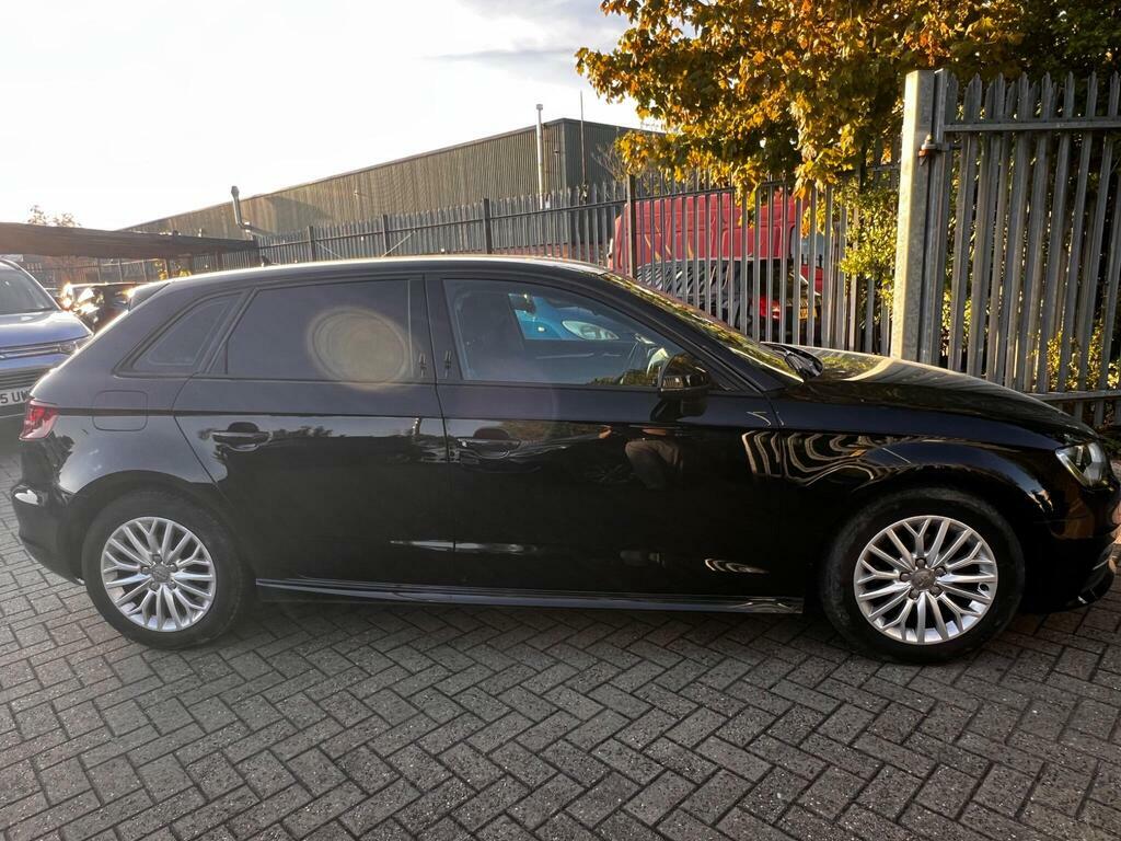 Audi A3 1.6 Tdi Ultra Se Technik Sportback Euro 6 S S CN16WNA Black #5