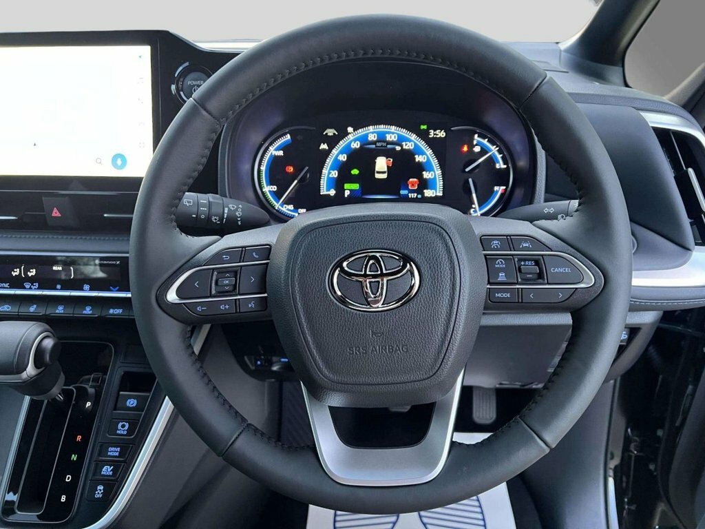 Toyota Noah 1.8 Hybrid  #23