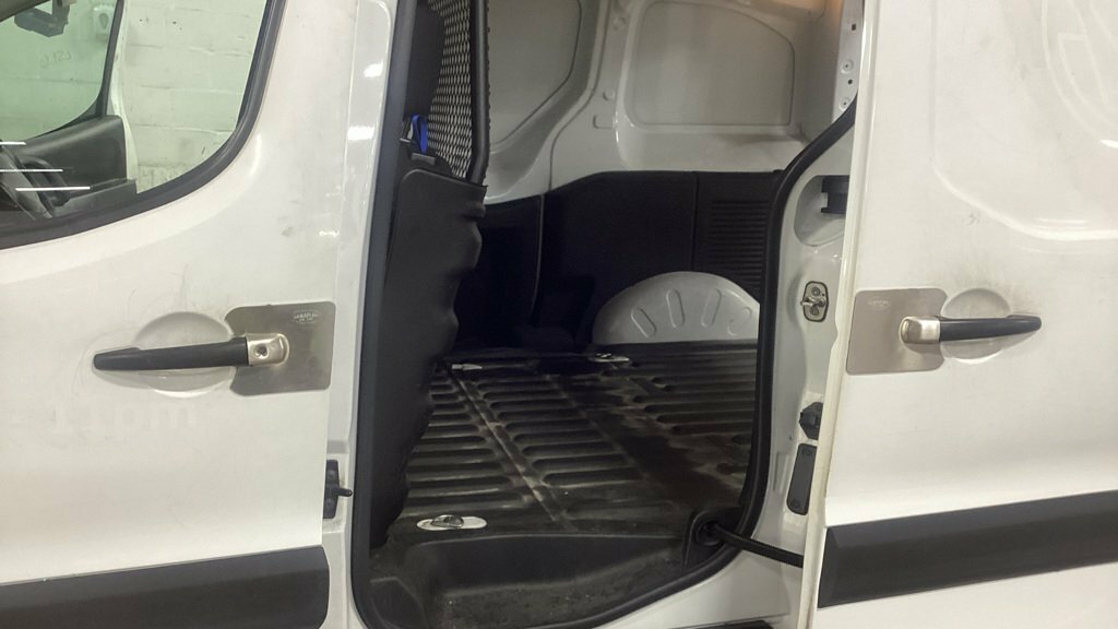 Peugeot Partner 1.6 Bluehdi 854 Professional MW17VPC White #5