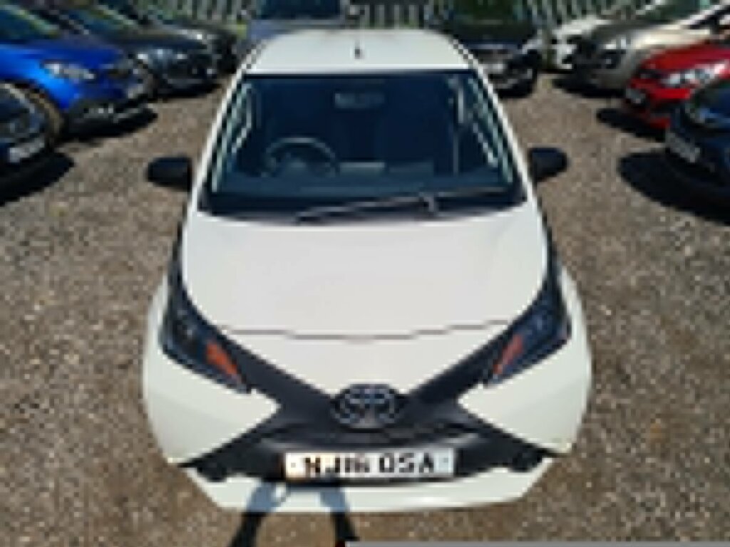 Toyota Aygo 1.0 Vvt-i X NJ16OSA White #2