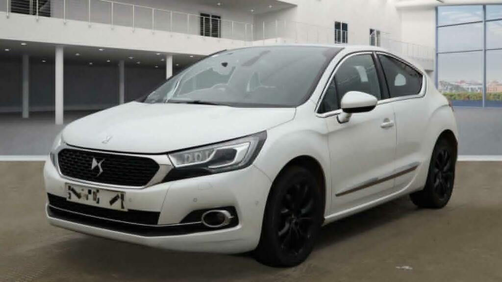 DS DS 4 1.6 Bluehdi Prestige OE16ZWW White #2