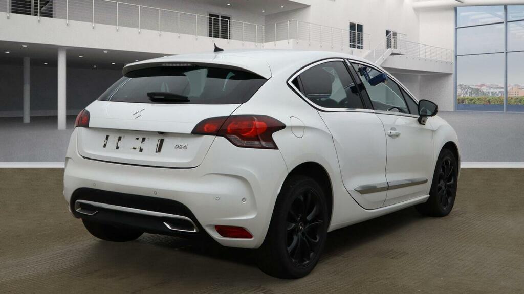 DS DS 4 1.6 Bluehdi Prestige OE16ZWW White #4