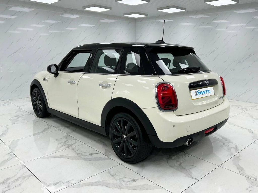 Mini Hatch 1.5L Cooper D YD68NCC White #6