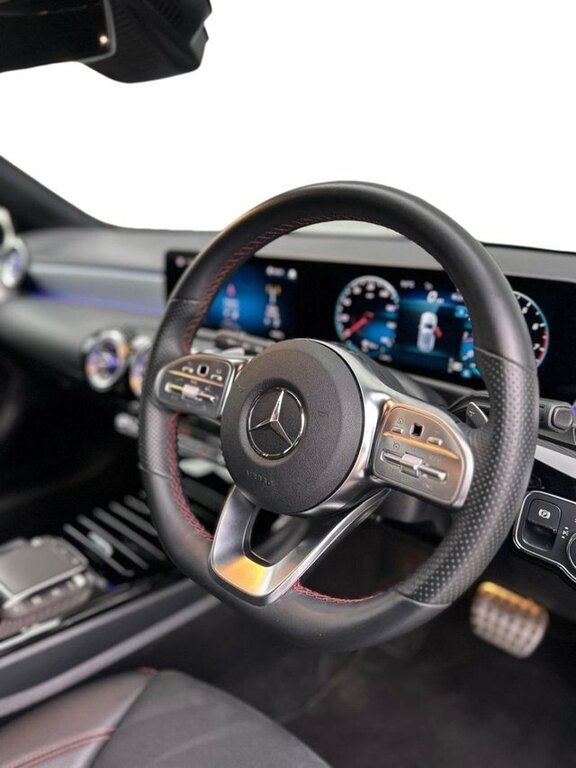 Mercedes-Benz A Class 1.3 A 200 Amg Line Premium 161 Bhp WF19YKD Black #6