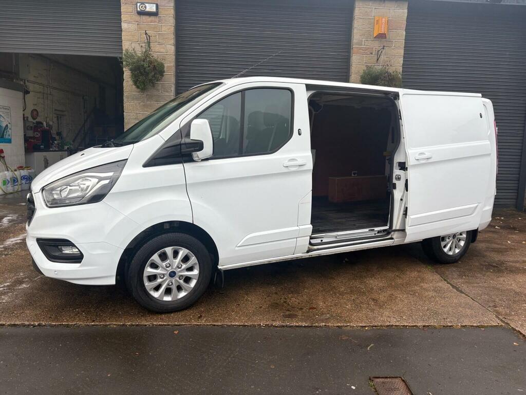 Ford Transit Custom Panel Van 2.0 300 Ecoblue Limited L2 H1 Euro 6 S MA72AVU White #4