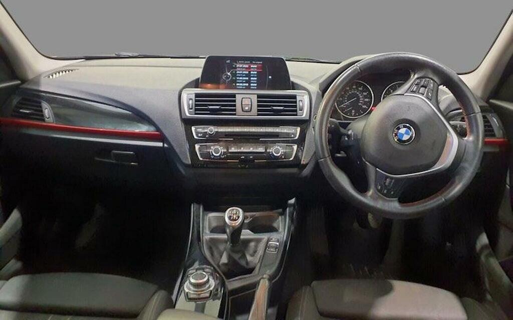 BMW 1 Series Hatchback 1.5 118I Sport Euro 6 Ss 201616 SC16VMZ Blue #5