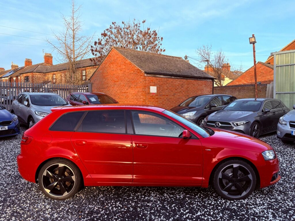 Audi A3 2.0 Tdi Black Edition Sportback S Tronic Euro 5 S Red #3