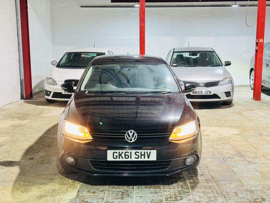 Volkswagen Jetta 1.6 Tdi Bluemotion Tech Se Euro 5 S S Black #2