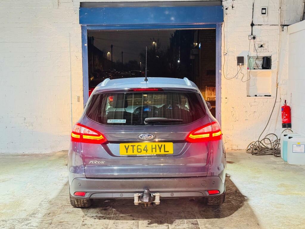 Ford Focus 1.6 Titanium Navigator Powershift Euro 5 YT64HYL Grey #5