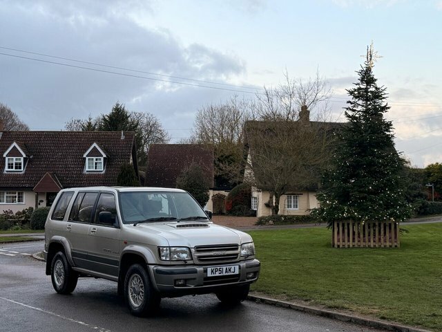 Isuzu Trooper 3.0 Swb Dt Duty Red #33