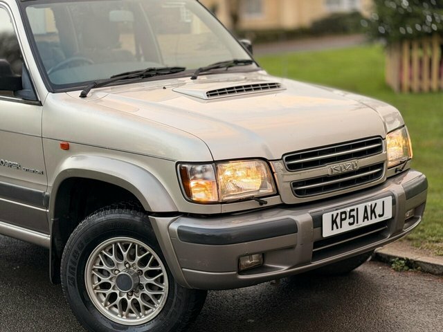 Isuzu Trooper 3.0 Swb Dt Duty Red #13