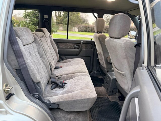 Isuzu Trooper 3.0 Swb Dt Duty Red #22