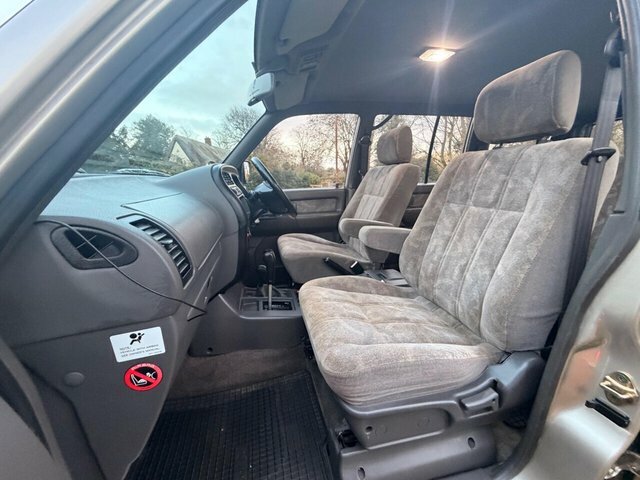 Isuzu Trooper 3.0 Swb Dt Duty Red #19