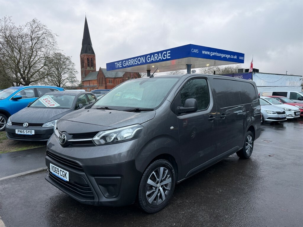 Toyota PROACE L2 Icon Grey