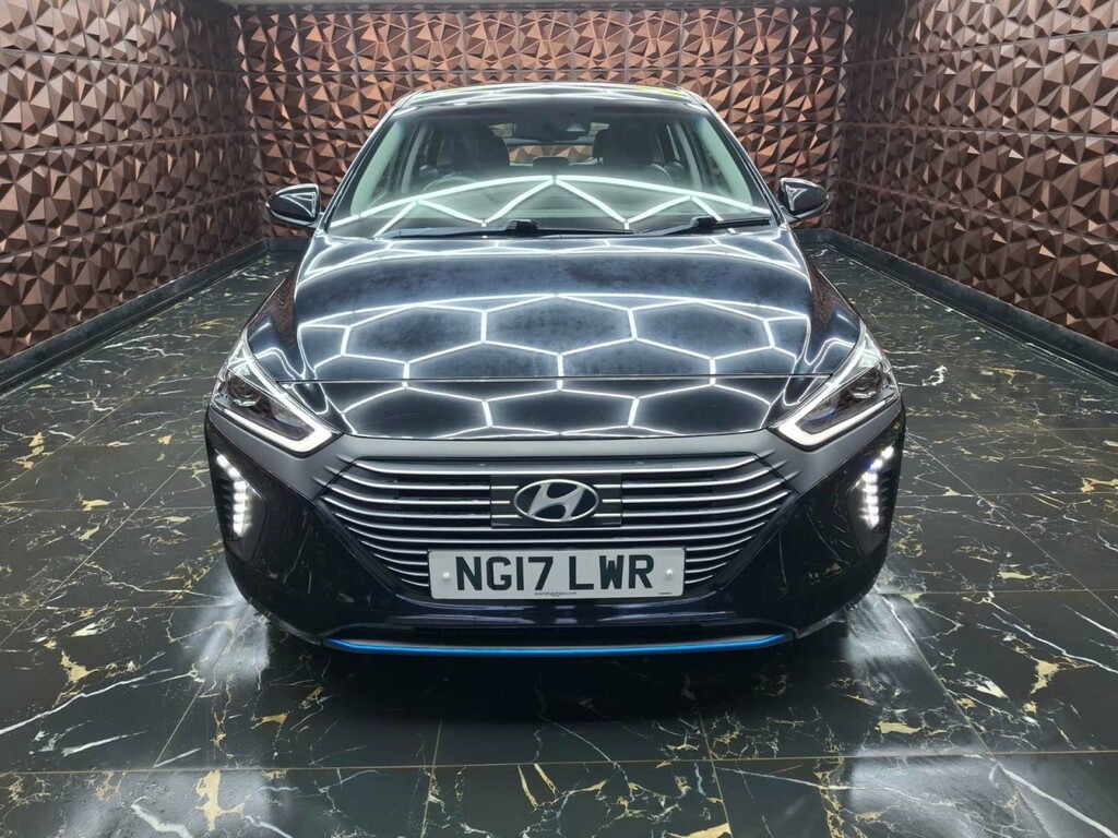 Hyundai Ioniq Premium Se Fhev NG17LWR #3