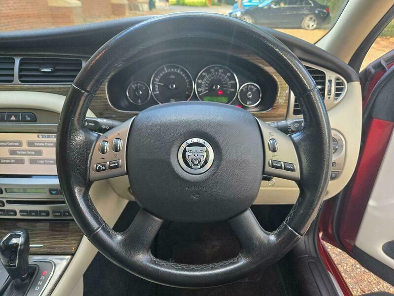 Jaguar X-Type Estate Black #27