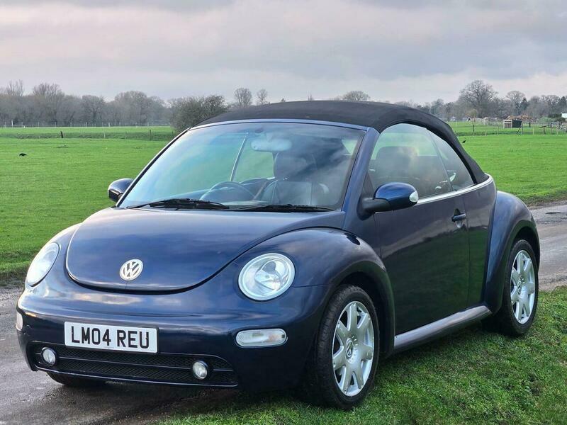 Volkswagen Beetle 2.0 S Cabriolet Blue #4