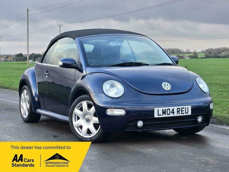 Volkswagen Beetle 2.0 S Cabriolet Blue