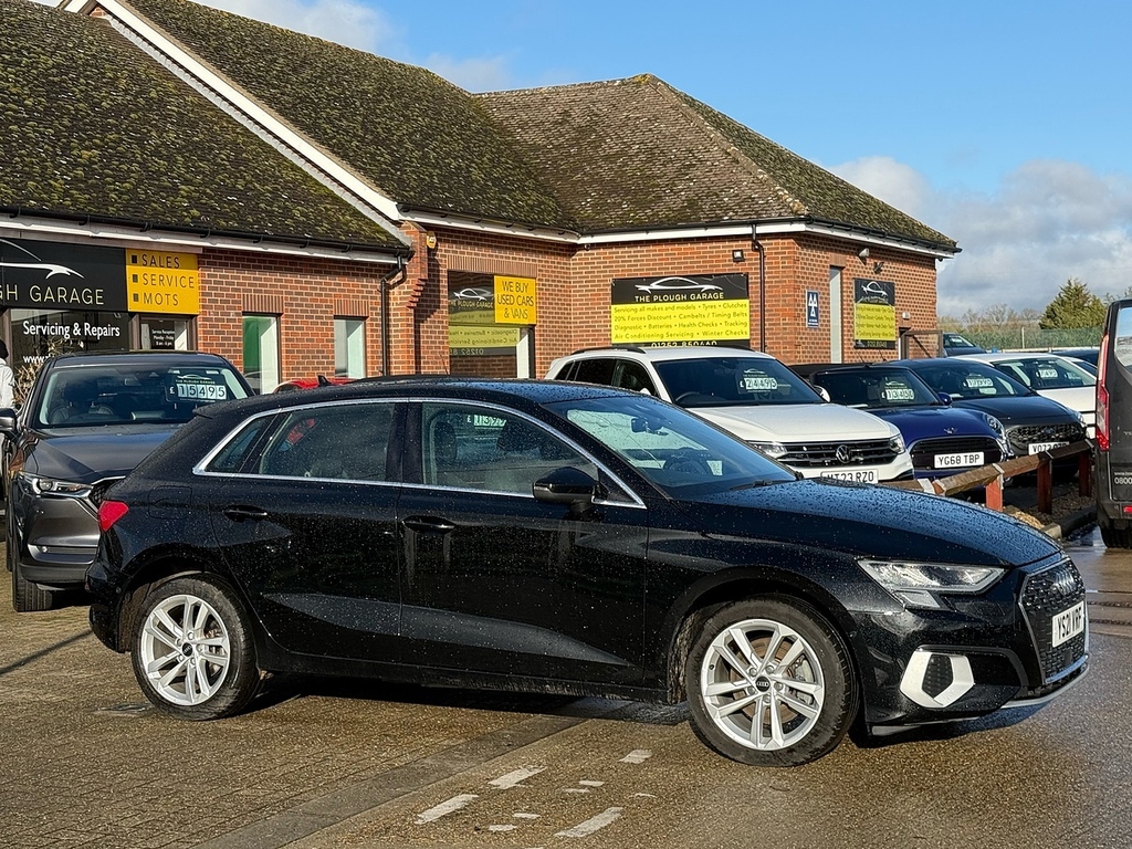 Audi A3 1.4 Tfsie 40 Sport Sportback Plug-in Hy YS21VRF Black #4