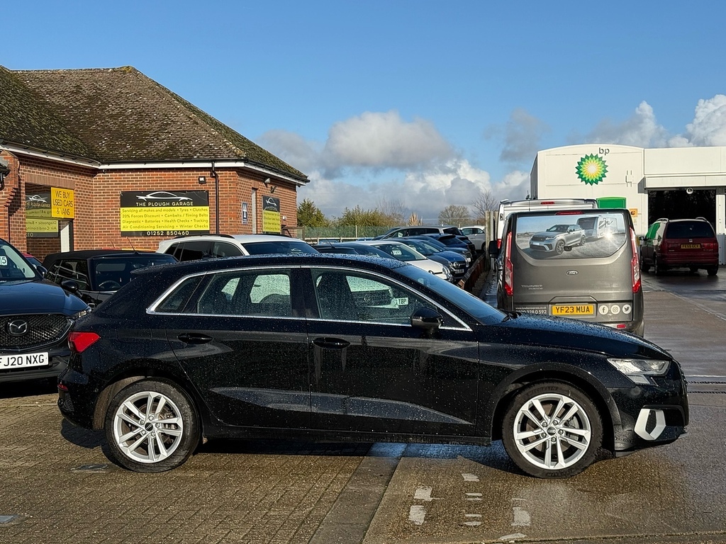 Audi A3 1.4 Tfsie 40 Sport Sportback Plug-in Hy YS21VRF Black #5