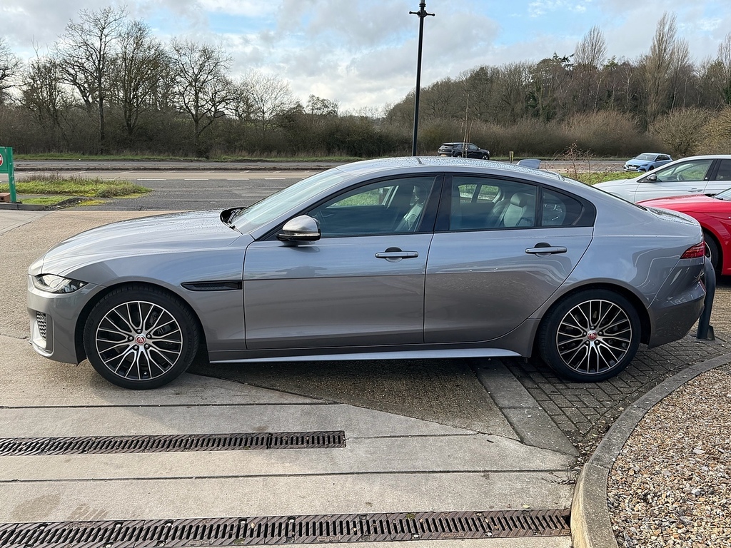 Jaguar XE 2.0 D180 R-dynamic S Saloon Euro 6 Grey #4