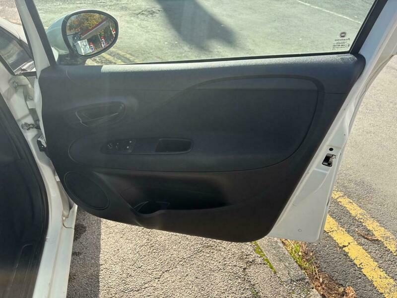 Fiat Punto 1.4 Gp Euro 5 Grey #33